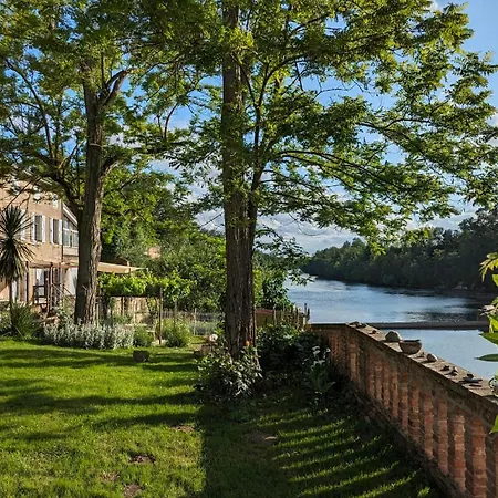 Bed & Breakfast Le Grenier D'o Berges De *